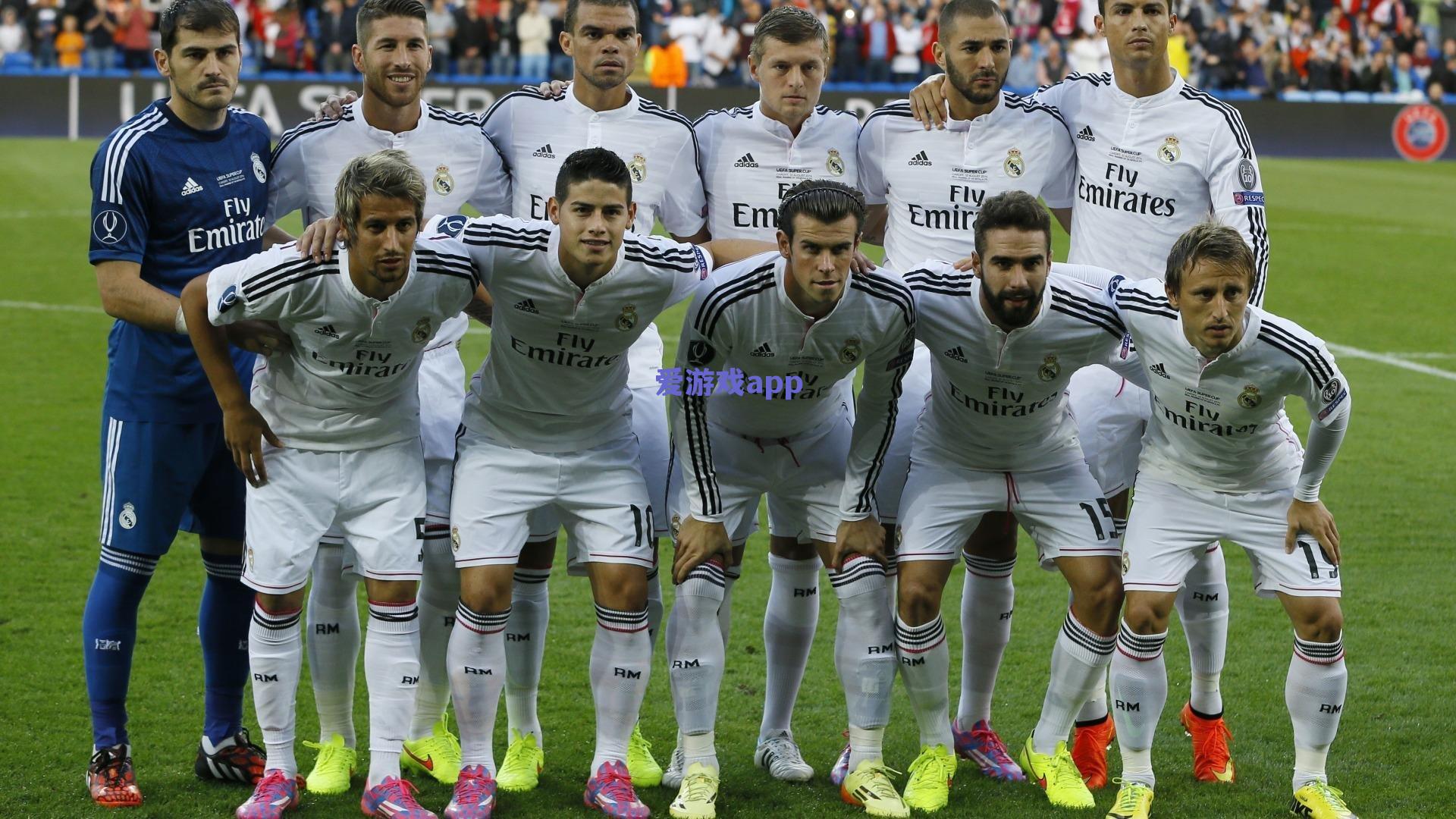 爱游戏入口|宫鲁鸣亚洲杯总结，时间紧迫下的新老交替，主动担责引领队伍本月再集结