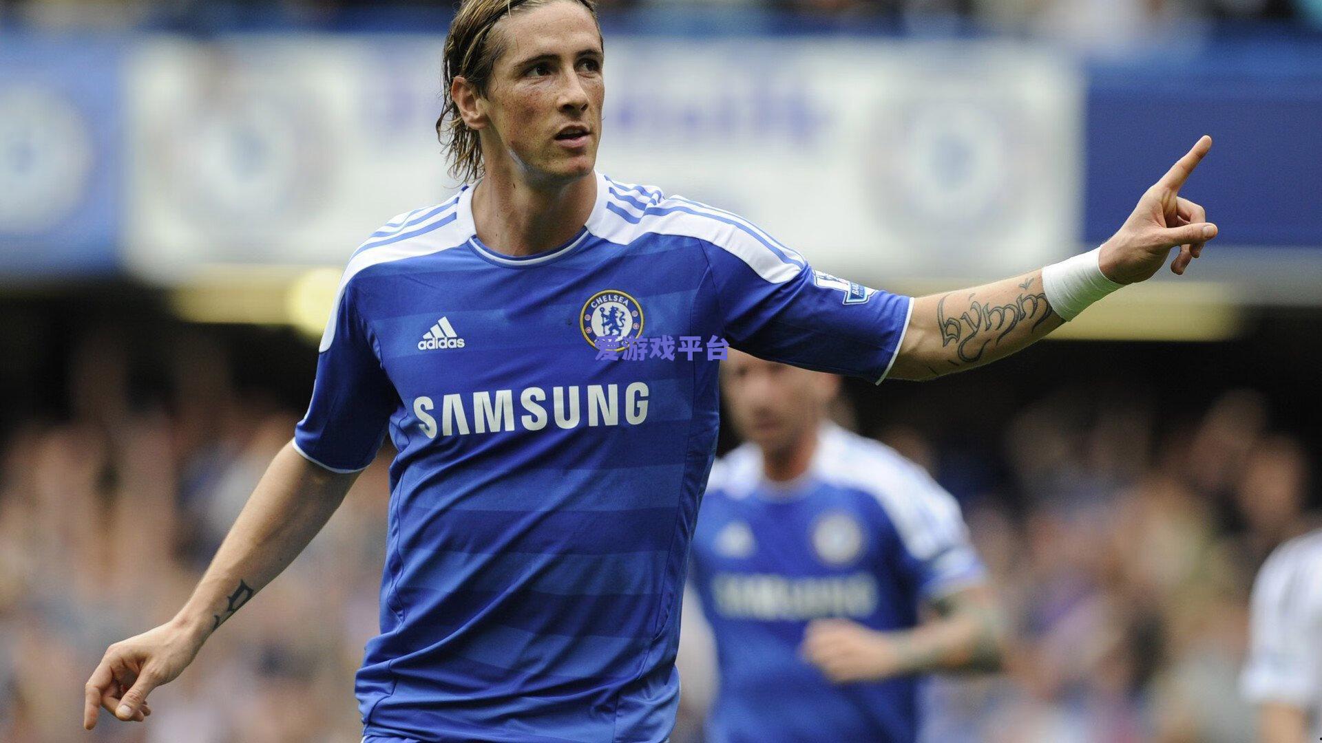 【爱游戏app】03一代仅剩两人抱团取暖 安东尼，我的目标是冠军