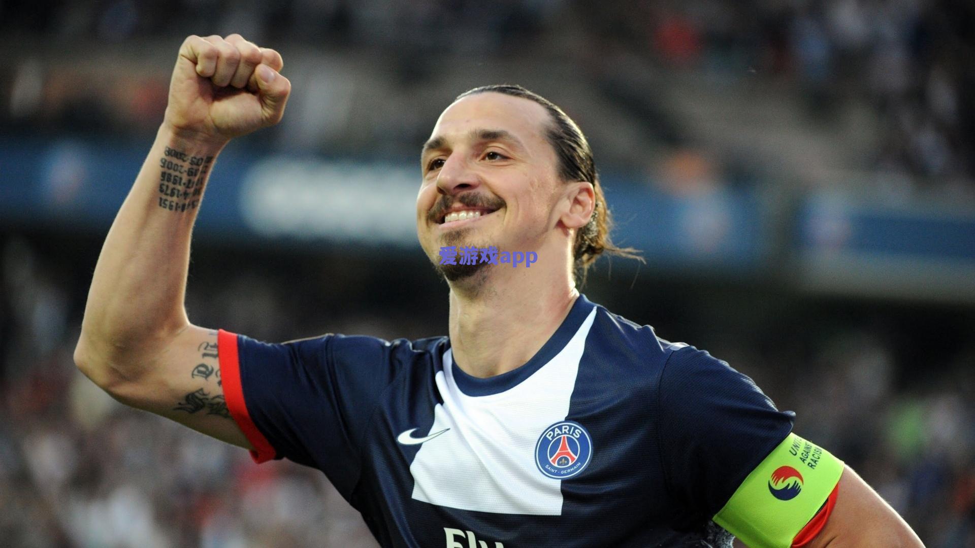 爱游戏app-荣耀之殇，31岁巨星为世界杯巅峰陨落，身价暴跌揭示职业体育残酷法则