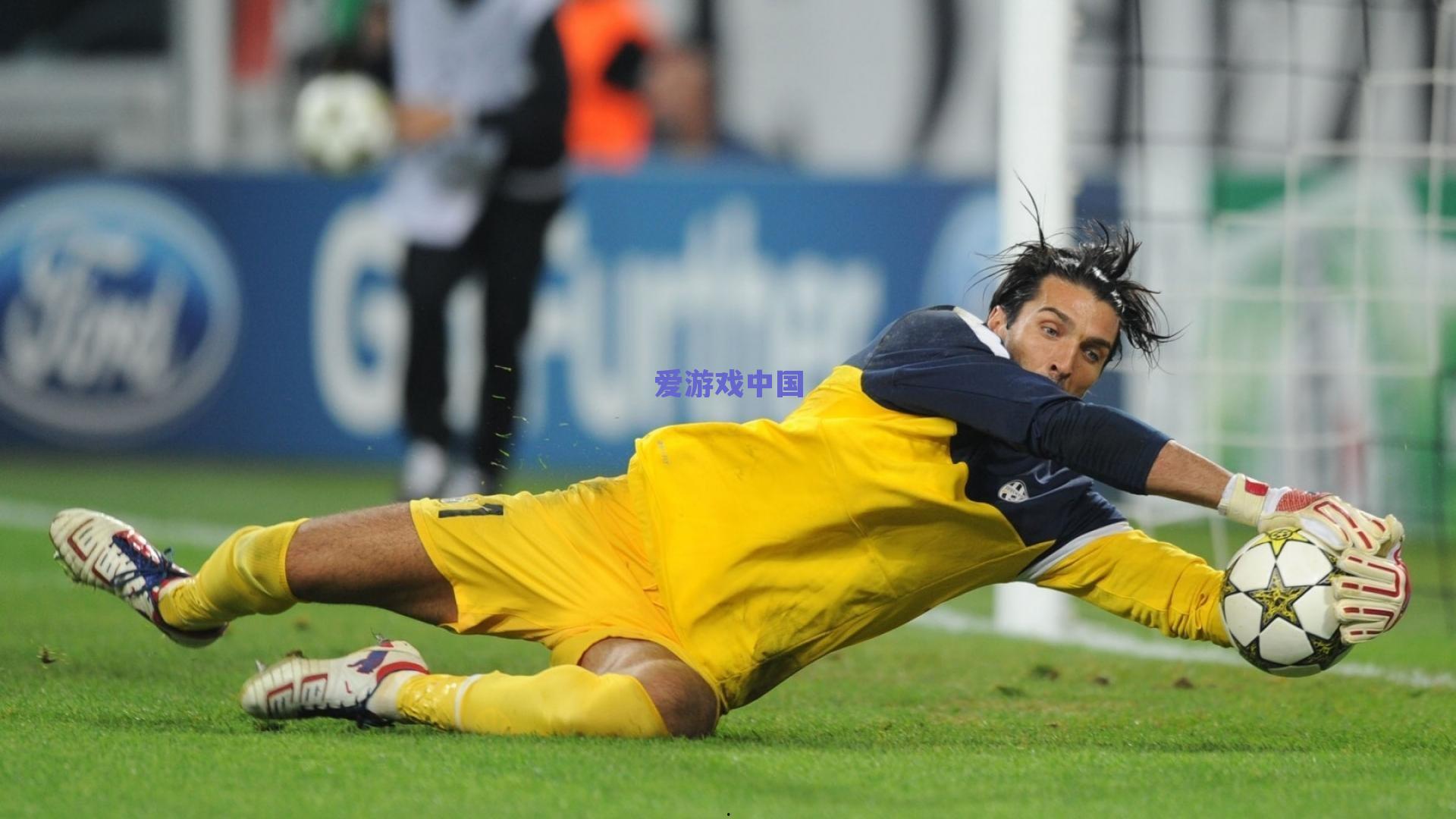 爱游戏中国|主场外烽烟再起，热刺球迷时隔八月重启街头抗议，列维时代遭遇最尖锐拷问